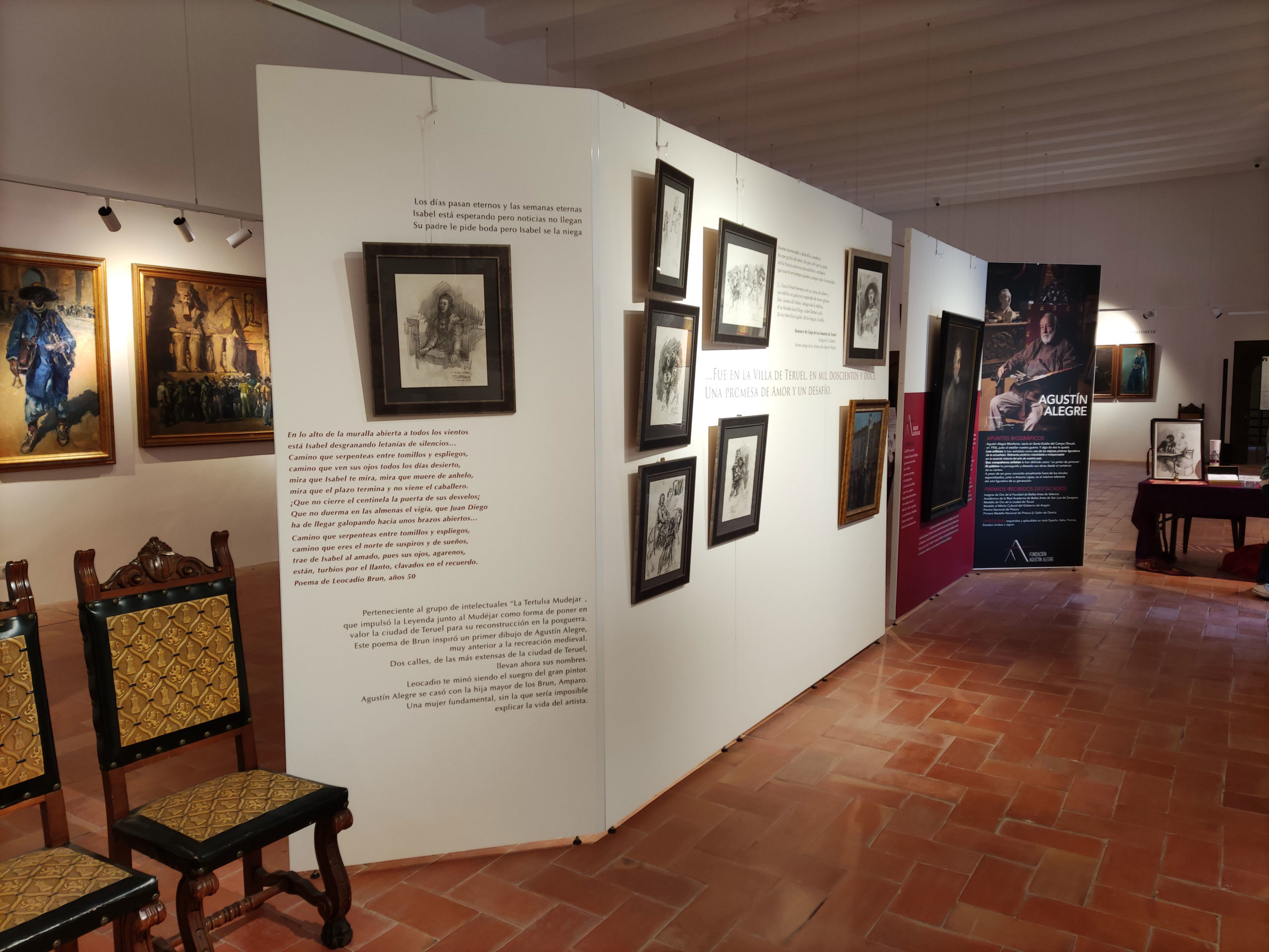 Vitrina expositora para museos: Castillo Mora de Rubielos