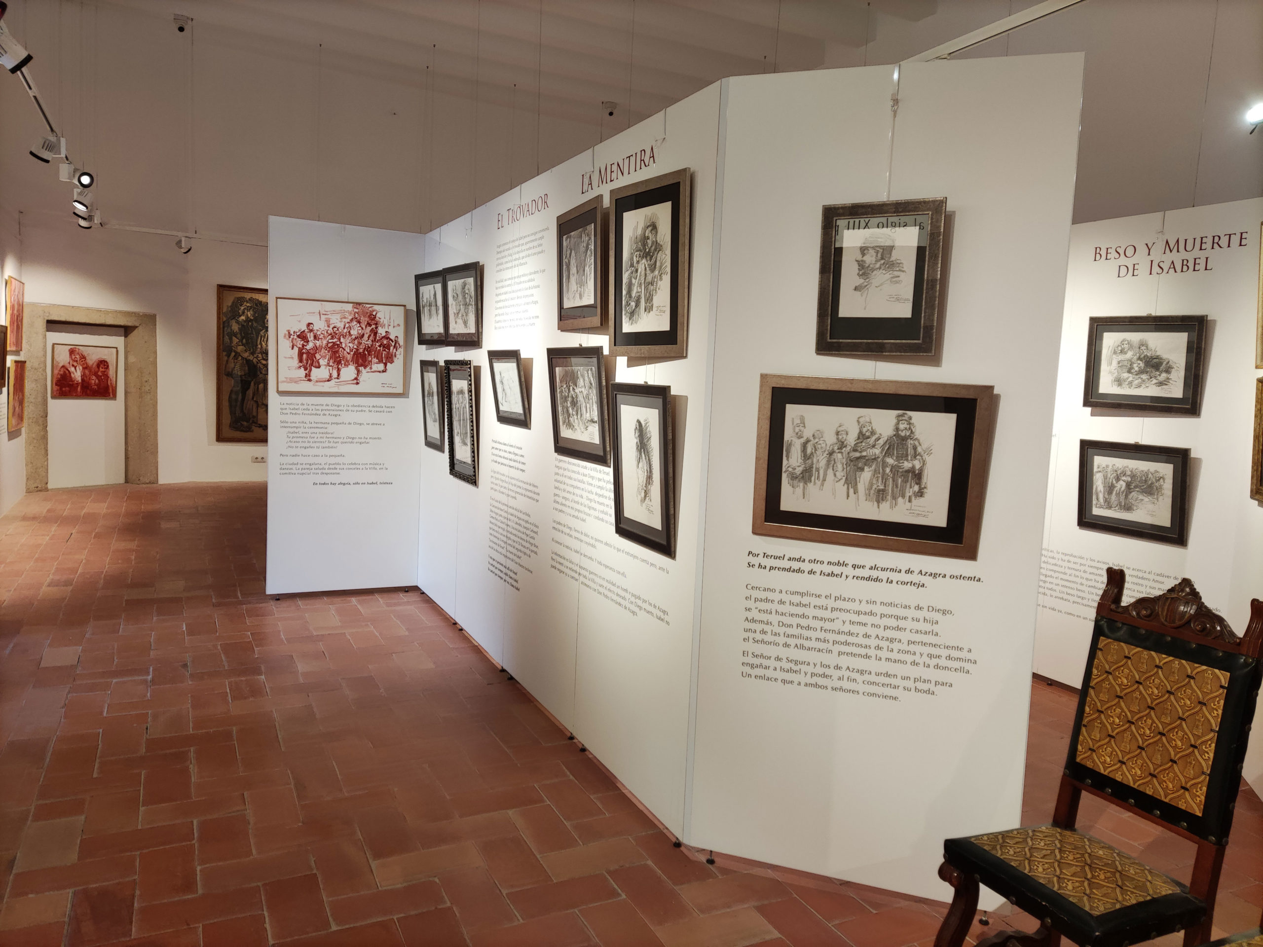 Vitrina expositora para museos: Castillo Mora de Rubielos - Equipamiento  para museos